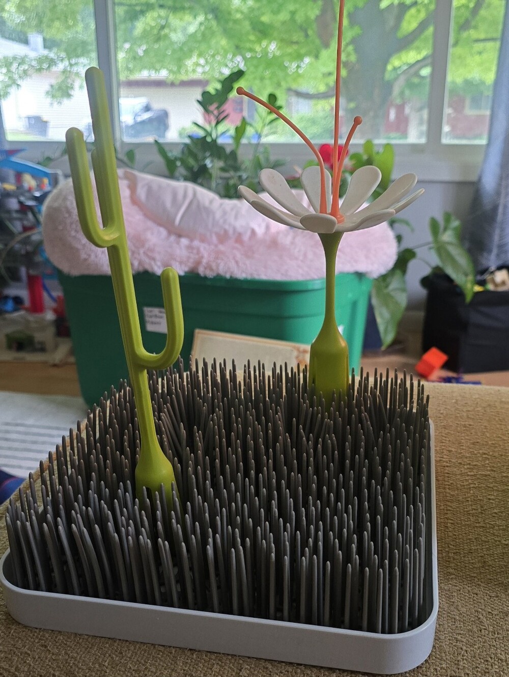 Boon Grass Blade Bottle Drying Rack with Decorative Flower & Cactus Stem Set
